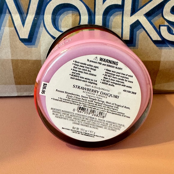 NEW!! BBW CANDLE STRAWBERRY DAIQUIRI - Picture 3 of 3